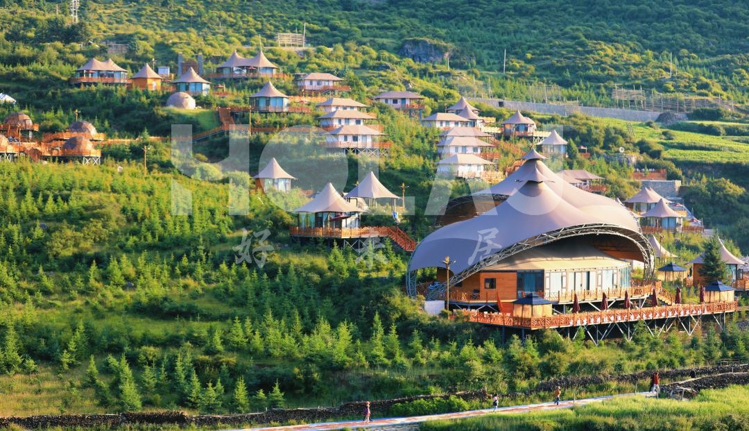 如何将当地文化融入酒店帐篷设计，让你体验真正的异国风情
